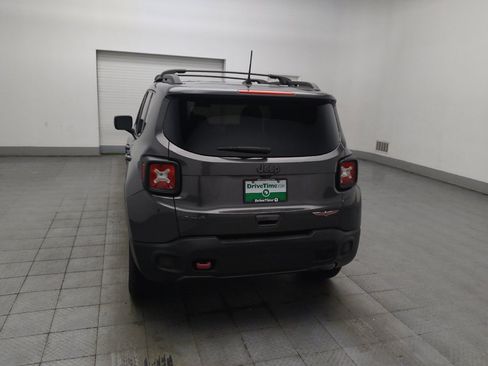 Used 2020 Jeep Renegade Trailhawk AWD/4WD image 6
