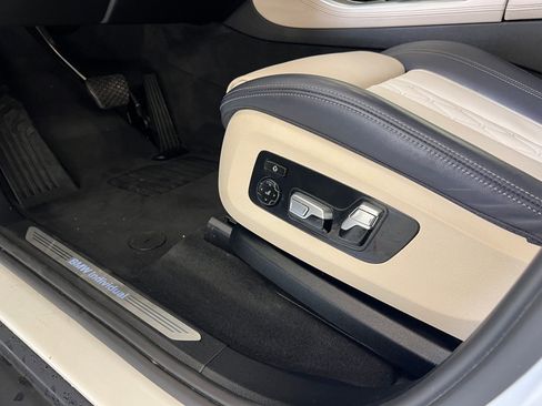 Certified 2021 BMW X5 sDrive40i w/ Premium Package image 12