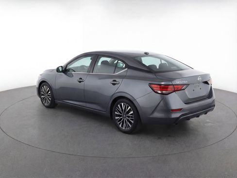 Used 2024 Nissan Altima 2.5 SV image 6