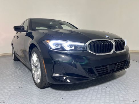 Used 2026 BMW 330i xDrive Sedan w/ Convenience Package AWD/4WD image 6