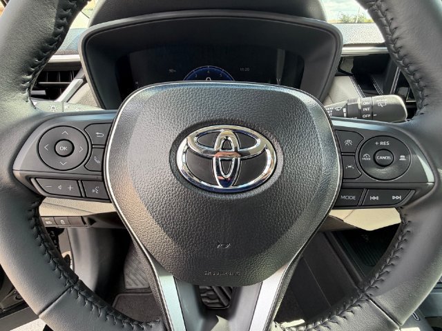 New 2026 Toyota Corolla Cross LE w/ Moonroof Package FWD image 12