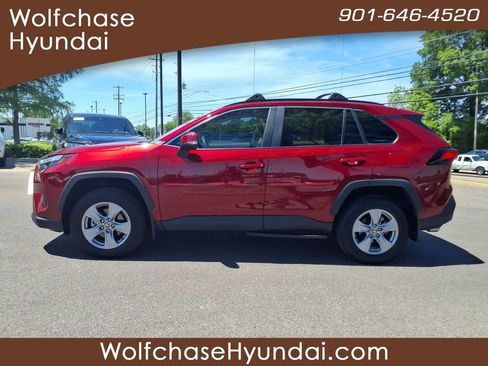 Used 2025 Toyota RAV4 XLE w/ Convenience Package AWD/4WD image 2