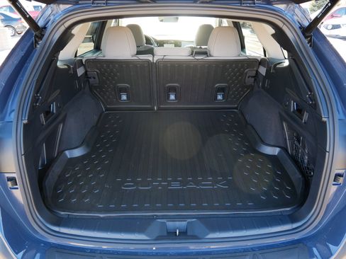 Certified 2025 Subaru Outback Premium image 18