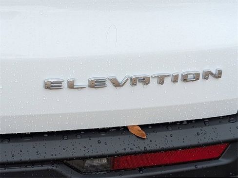 New 2026 GMC Acadia Elevation image 7