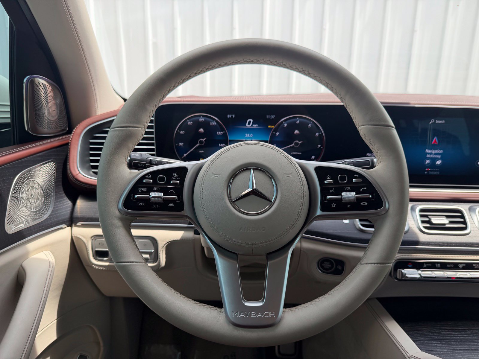 Used 2023 Mercedes-Benz Maybach GLS 600 4MATIC image 13