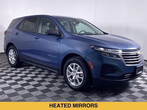 Certified 2024 Chevrolet Equinox LS w/ LS Convenience Package FWD image 19