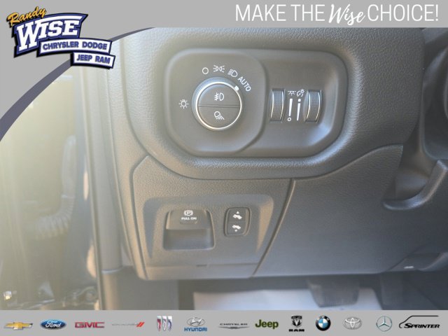 Used 2023 RAM 1500 Laramie AWD/4WD image 19