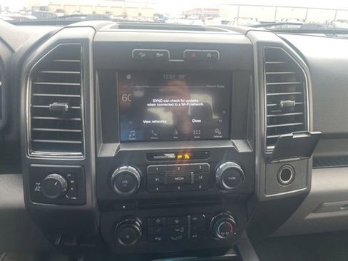 Used 2018 Ford F150 XLT w/ Equipment Group 302A Luxury image 13