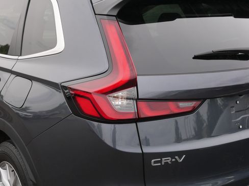 Used 2025 Honda CR-V EX-L image 17
