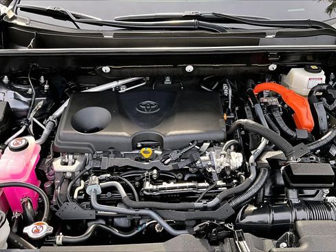 Used 2022 Toyota RAV4 SE w/ SE Grade Weather Package image 30