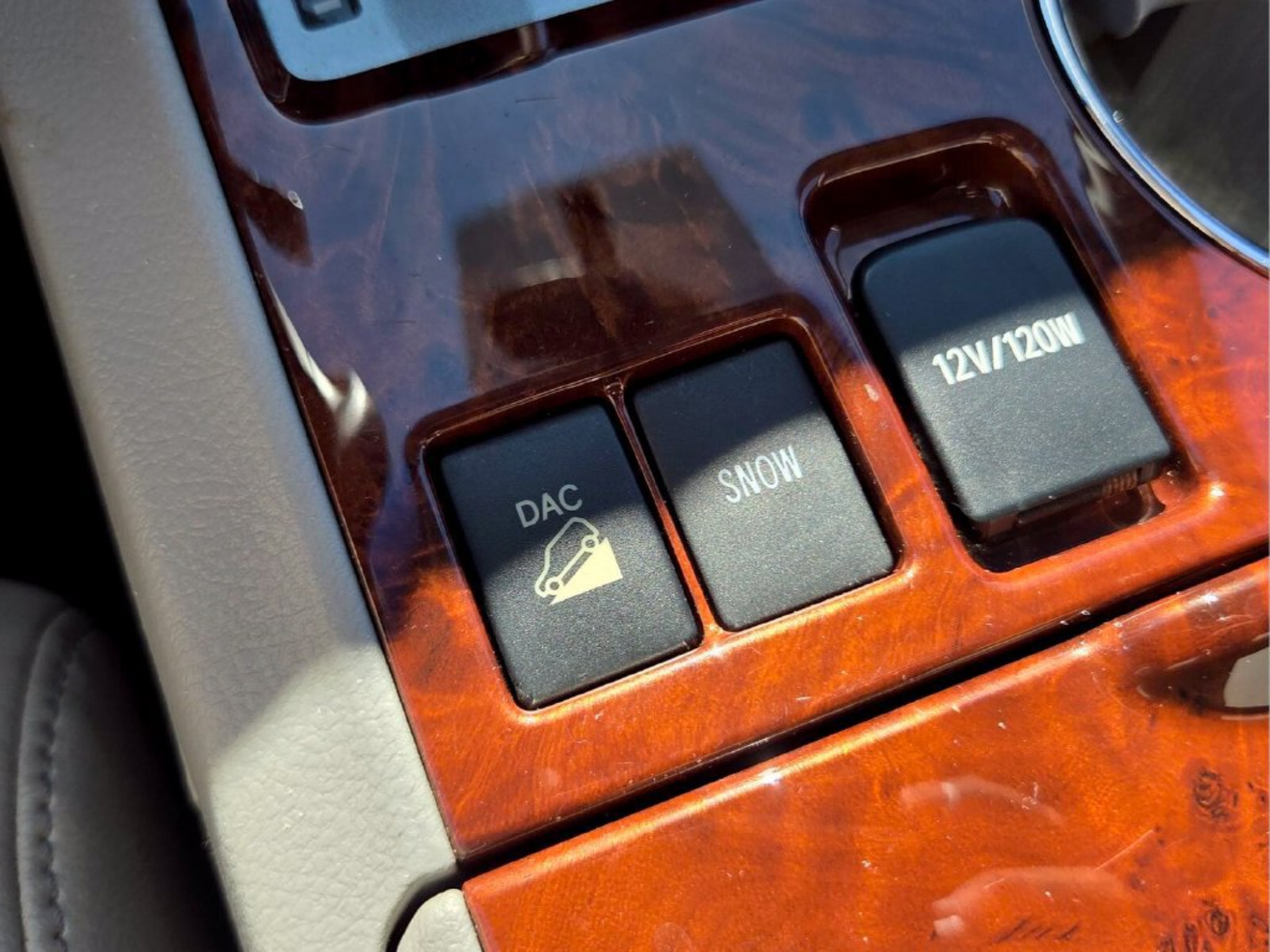 Used 2013 Toyota Highlander Limited AWD/4WD image 33