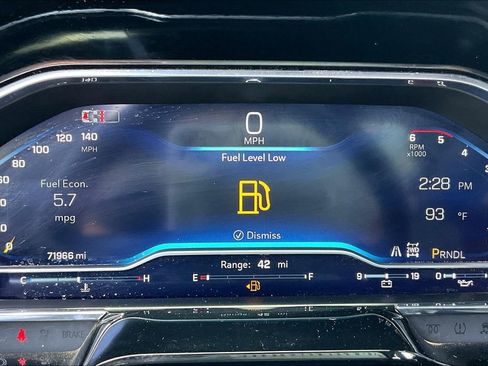 Used 2024 Chevrolet Silverado 2500 LT image 17