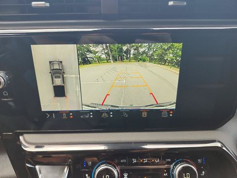 Certified 2024 GMC Sierra 1500 AT4 w/ Technology Package AWD/4WD image 20