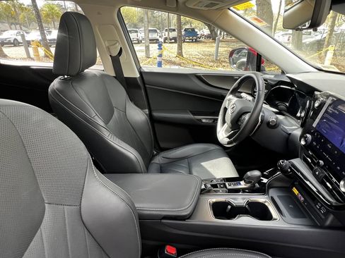 Used 2023 Lexus NX 350h AWD image 45