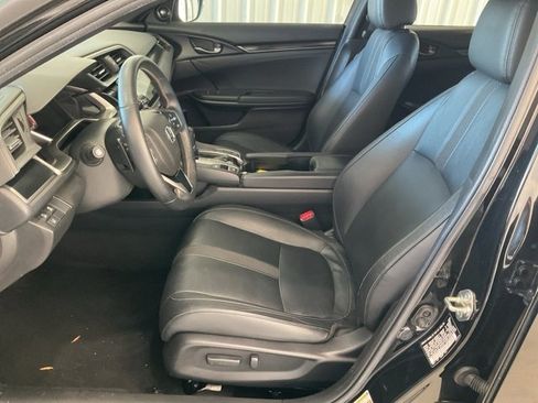 Used 2020 Honda Civic Sport Touring image 3