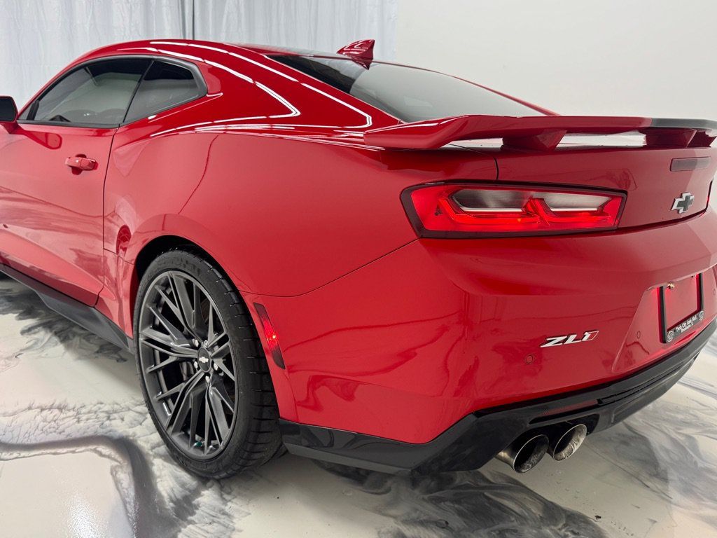 Used 2017 Chevrolet Camaro ZL1 RWD image 6