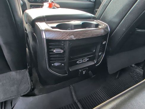 Used 2020 RAM 1500 Laramie AWD/4WD image 31