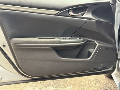 Used 2019 Honda Civic Sport image 12