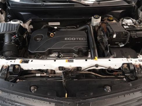 Used 2018 Chevrolet Equinox LT FWD image 39