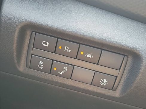 Used 2025 Nissan Kicks Play S FWD image 10