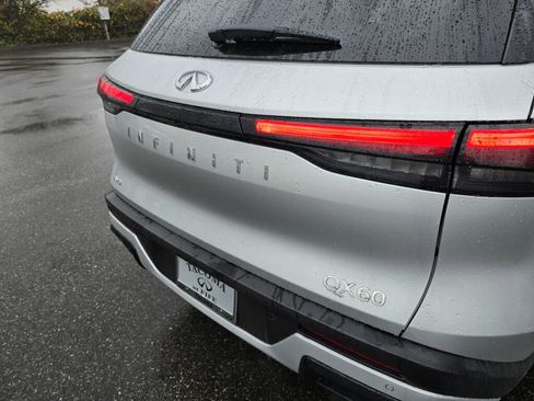 Used 2023 INFINITI QX60 Luxe image 14