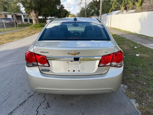 Used 2016 Chevrolet Cruze LT image 7