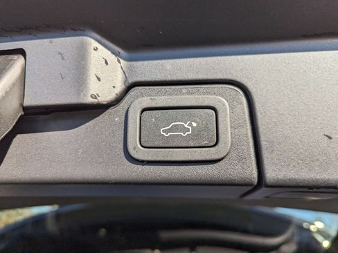 Used 2017 Land Rover Range Rover Evoque HSE Dynamic image 42