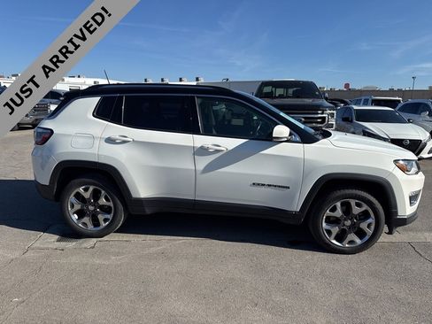 Used 2017 Jeep Compass Limited image 1