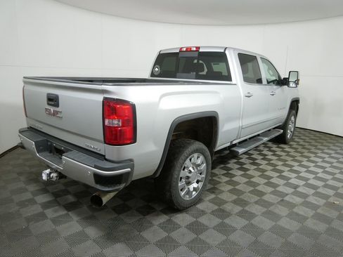 Used 2019 GMC Sierra 2500 Denali w/ Duramax Plus Package image 3