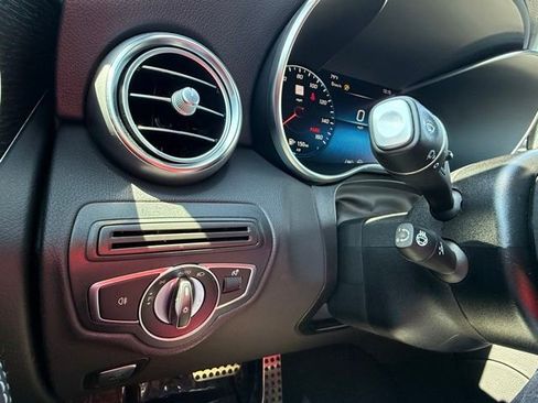 Used 2022 Mercedes-Benz GLC 300 4MATIC image 17