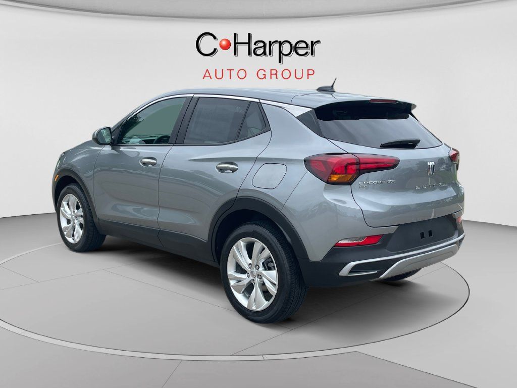 Used 2024 Buick Encore GX Preferred w/ Comfort Package AWD/4WD image 5
