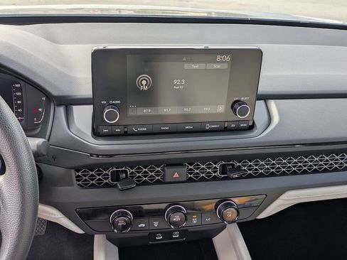 Certified 2025 Honda Accord LX image 9