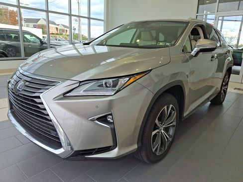 Used 2019 Lexus RX 450hL Premium image 3
