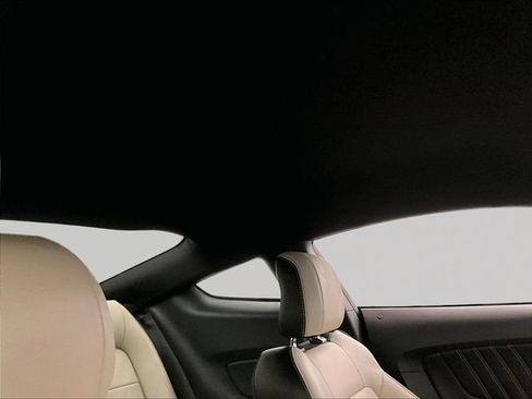 Used 2017 Ford Mustang GT Premium RWD image 21