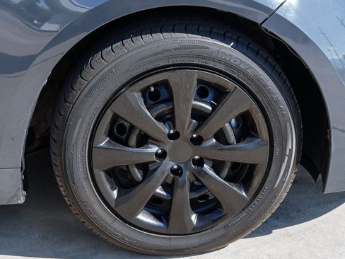 Used 2024 Toyota Corolla LE FWD image 10