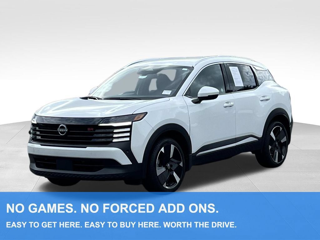 Used 2025 Nissan Kicks SR FWD image 1