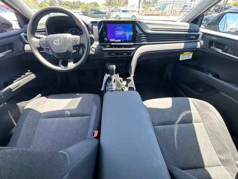 New 2026 Toyota Camry LE FWD image 31