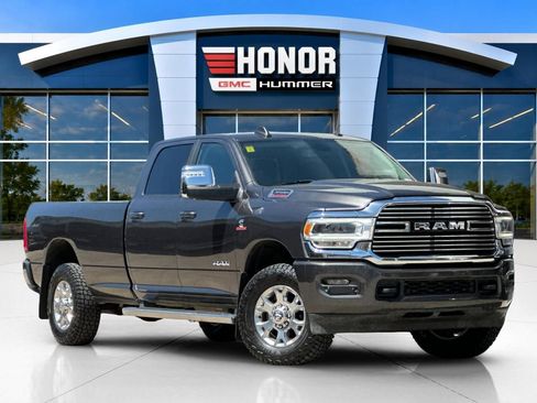 Used 2024 RAM 3500 Laramie AWD/4WD image 2