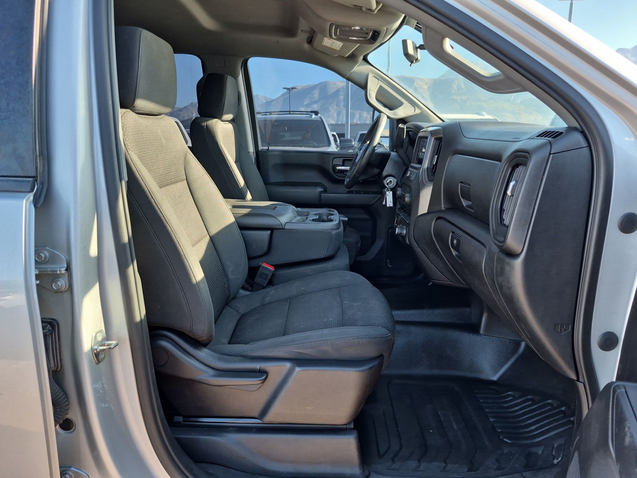 Used 2020 Chevrolet Silverado 3500 W/T w/ Z71 Off-Road Package AWD/4WD image 29