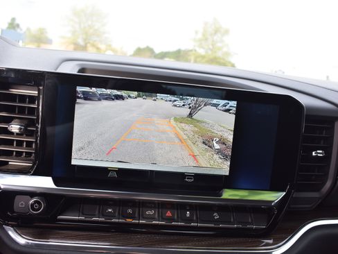 Used 2024 Chevrolet Silverado 1500 RST image 21