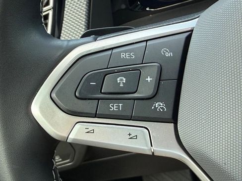 Certified 2024 Volkswagen Atlas Cross Sport SEL AWD/4WD image 16
