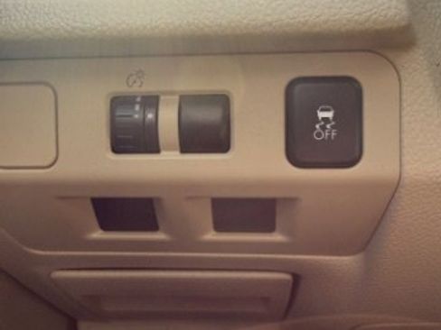 Used 2014 Subaru Impreza 2.0i Premium w/ All-Weather Package w/CVT image 50