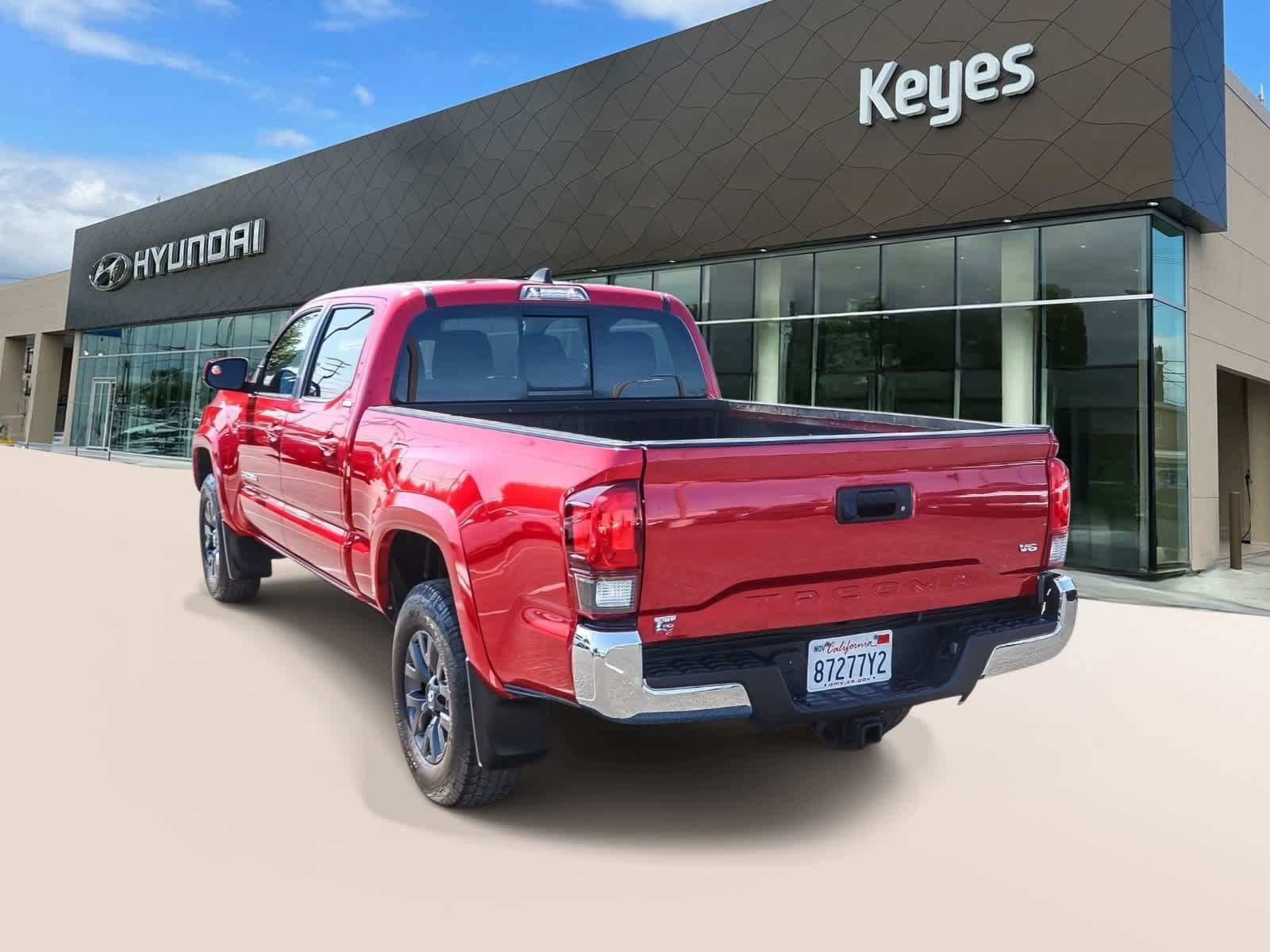 Used 2021 Toyota Tacoma SR5 RWD image 7