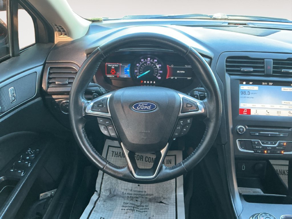 Used 2018 Ford Fusion SE w/ Equipment Group 201A FWD image 17