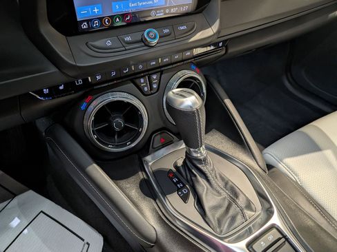 Used 2023 Chevrolet Camaro SS RWD image 22