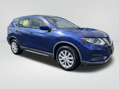 Used 2018 Nissan Rogue S image 8