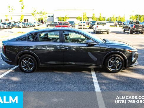 Used 2025 Kia K4 FWD image 9