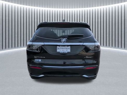 Certified 2023 Buick Enclave Avenir w/ Avenir Technology Package image 6