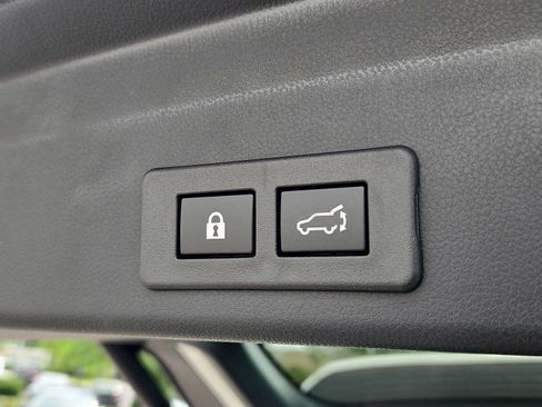 Certified 2025 Subaru Ascent Premium AWD/4WD image 28