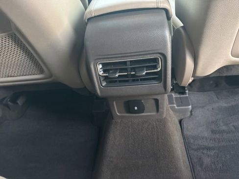 Used 2020 Lincoln Corsair FWD w/ Convenience Package image 16